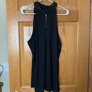 High end sleeveless blouse with gold zipper